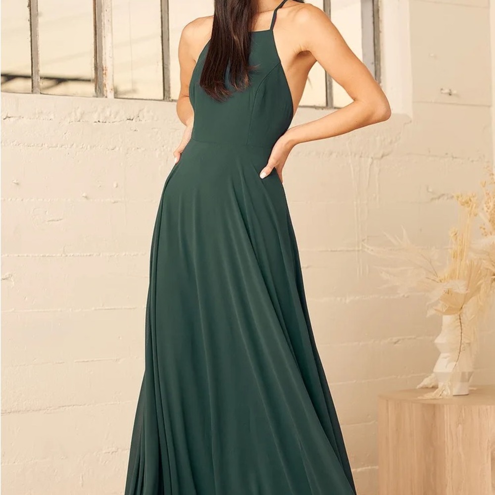 NWOT - Lulus backless forest green dress